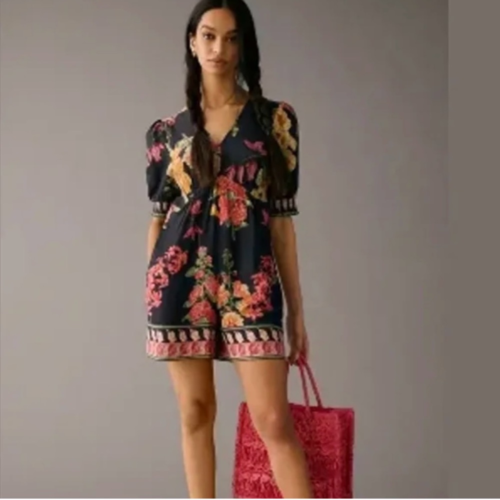 Ranna Gill Romper Size M